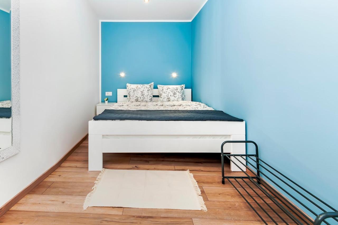 Otto Apartment With Sea View And Parking Ρόβινι Εξωτερικό φωτογραφία